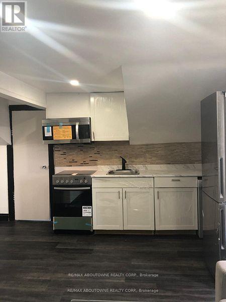 85 Wilson Street, Hamilton, Ontario  L8R 1C7 - Photo 18 - X12550502