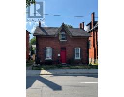 70 WELLINGTON STREET S, Hamilton, Ontario