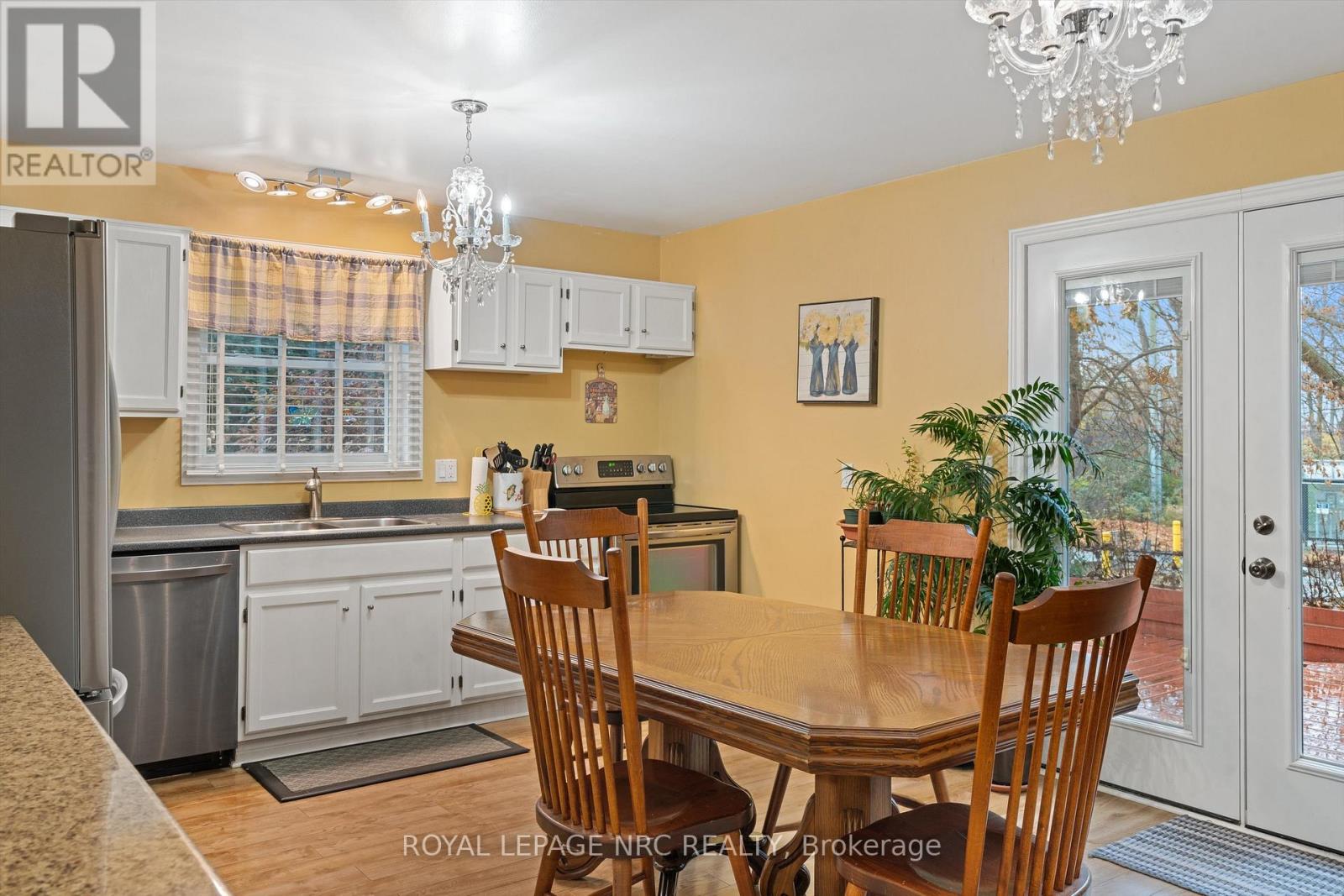 19 Brigantine Court, St. Catharines, Ontario L2M 7V4 - Photo 11 - X12550570