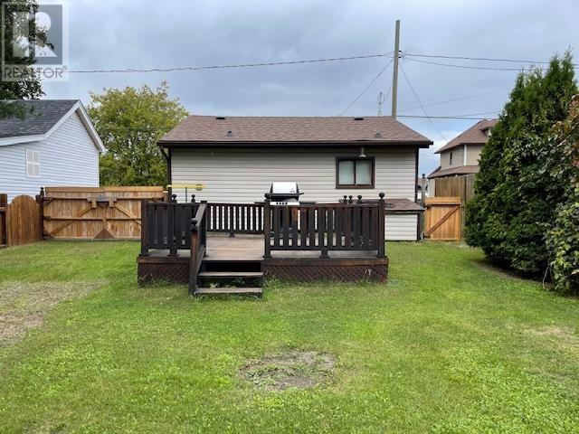 409 Roberta Street, Thunder Bay, Ontario  P7A 1A7 - Photo 12 - TB253489