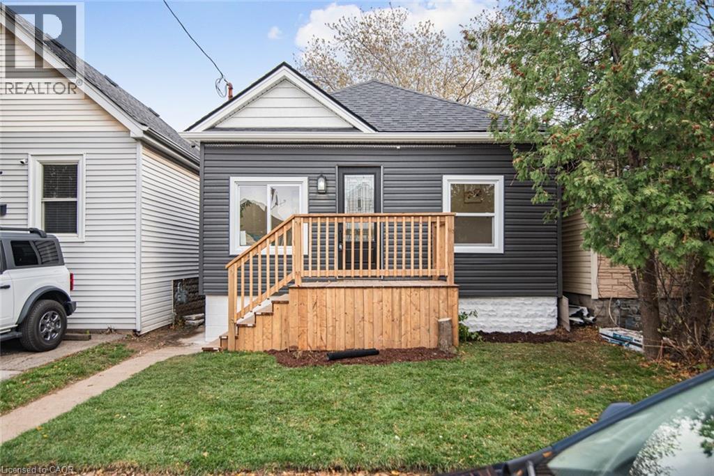 330 FAIRFIELD Avenue, Hamilton, Ontario