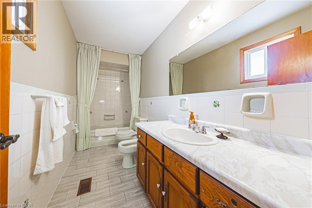 19 Hadeland Avenue, Hamilton, Ontario  L9C 6Z8 - Photo 22 - 40787782