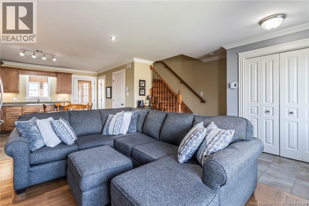 71 Lakeburn Avenue, Dieppe, New Brunswick  E1A 0Y8 - Photo 4 - NB130110
