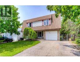 82 ROSENEATH Crescent, Kitchener, Ontario