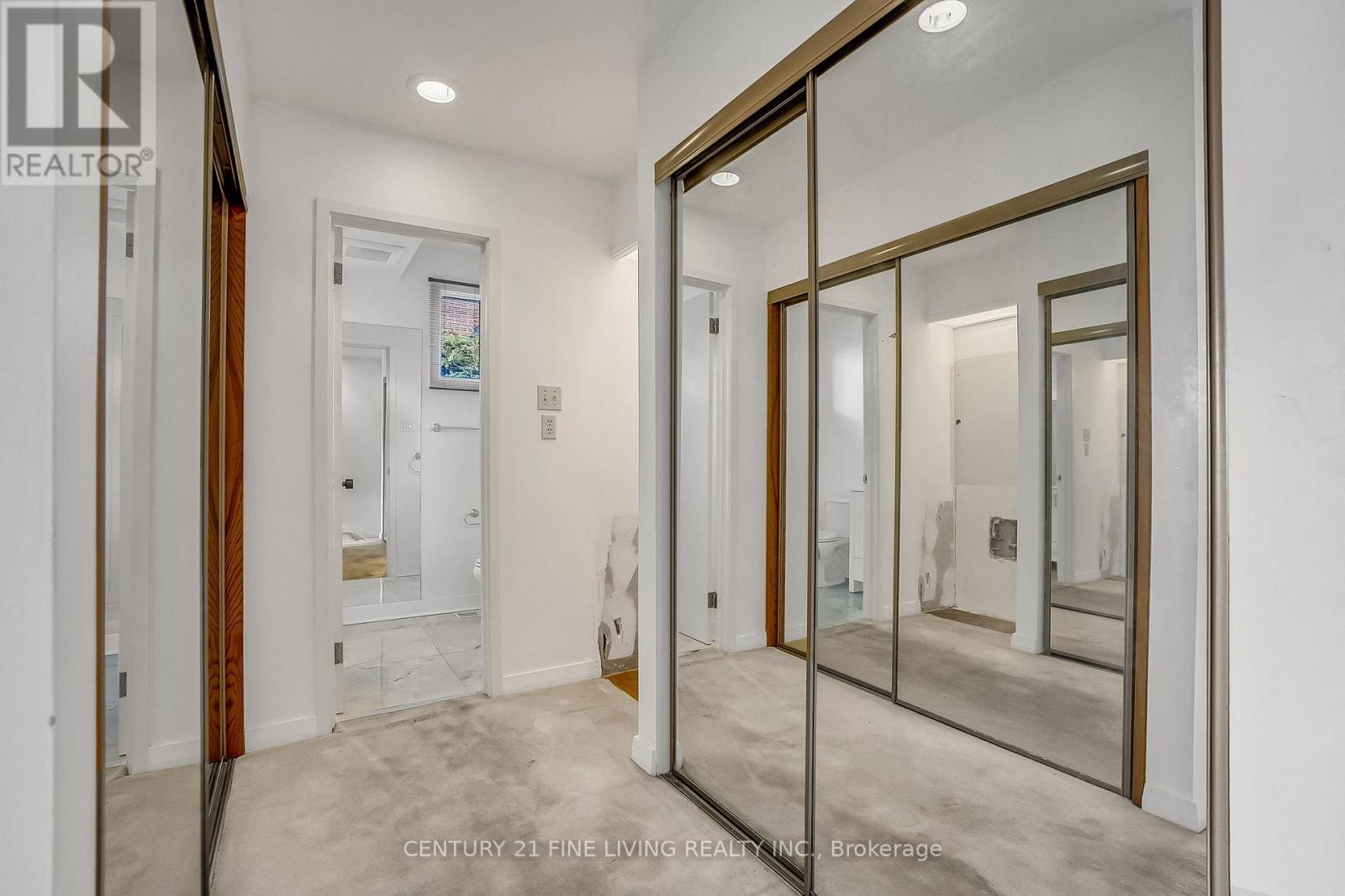 20 Owen Boulevard, Toronto, Ontario  M2P 1E9 - Photo 25 - C12546196