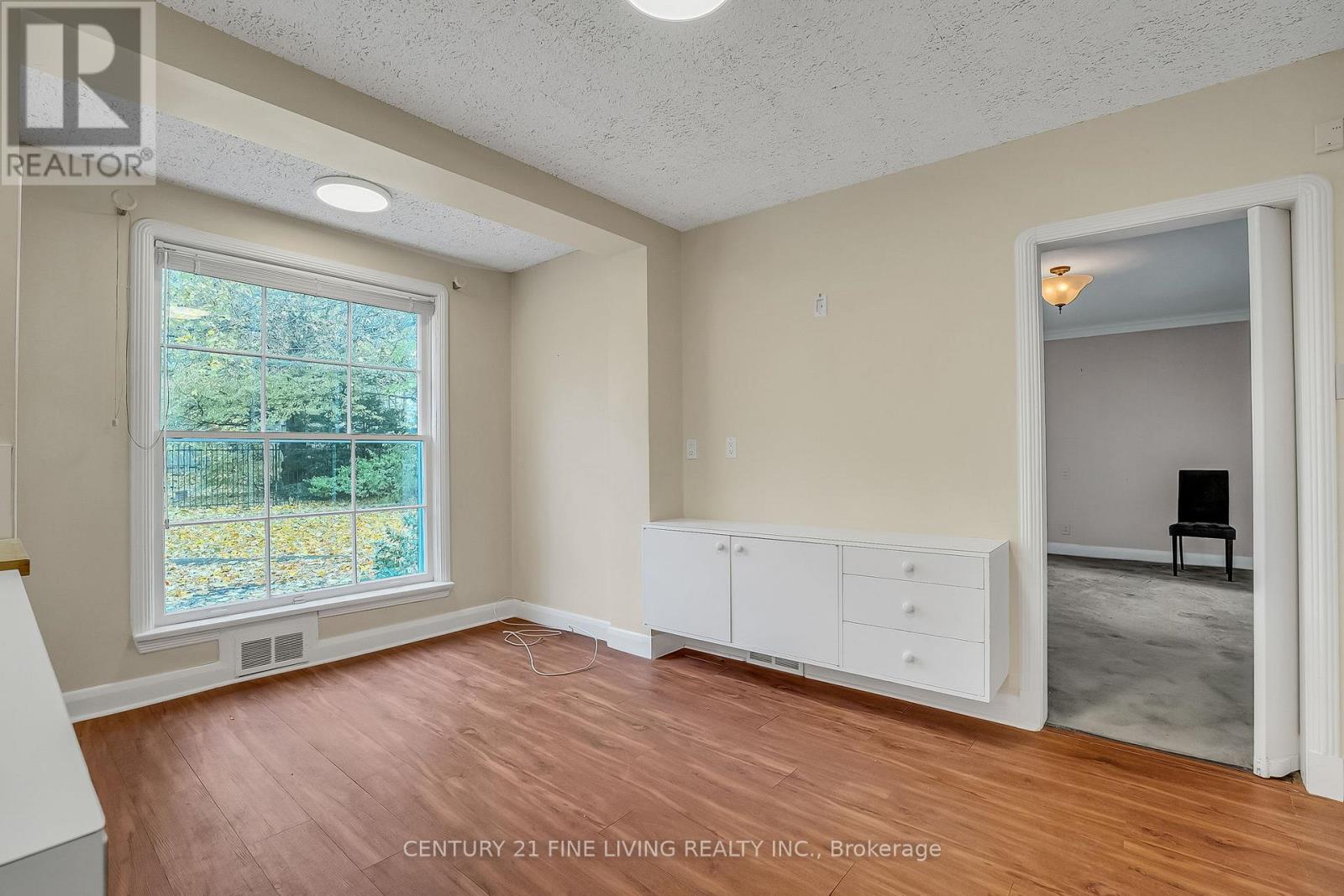 20 Owen Boulevard, Toronto, Ontario  M2P 1E9 - Photo 19 - C12546196