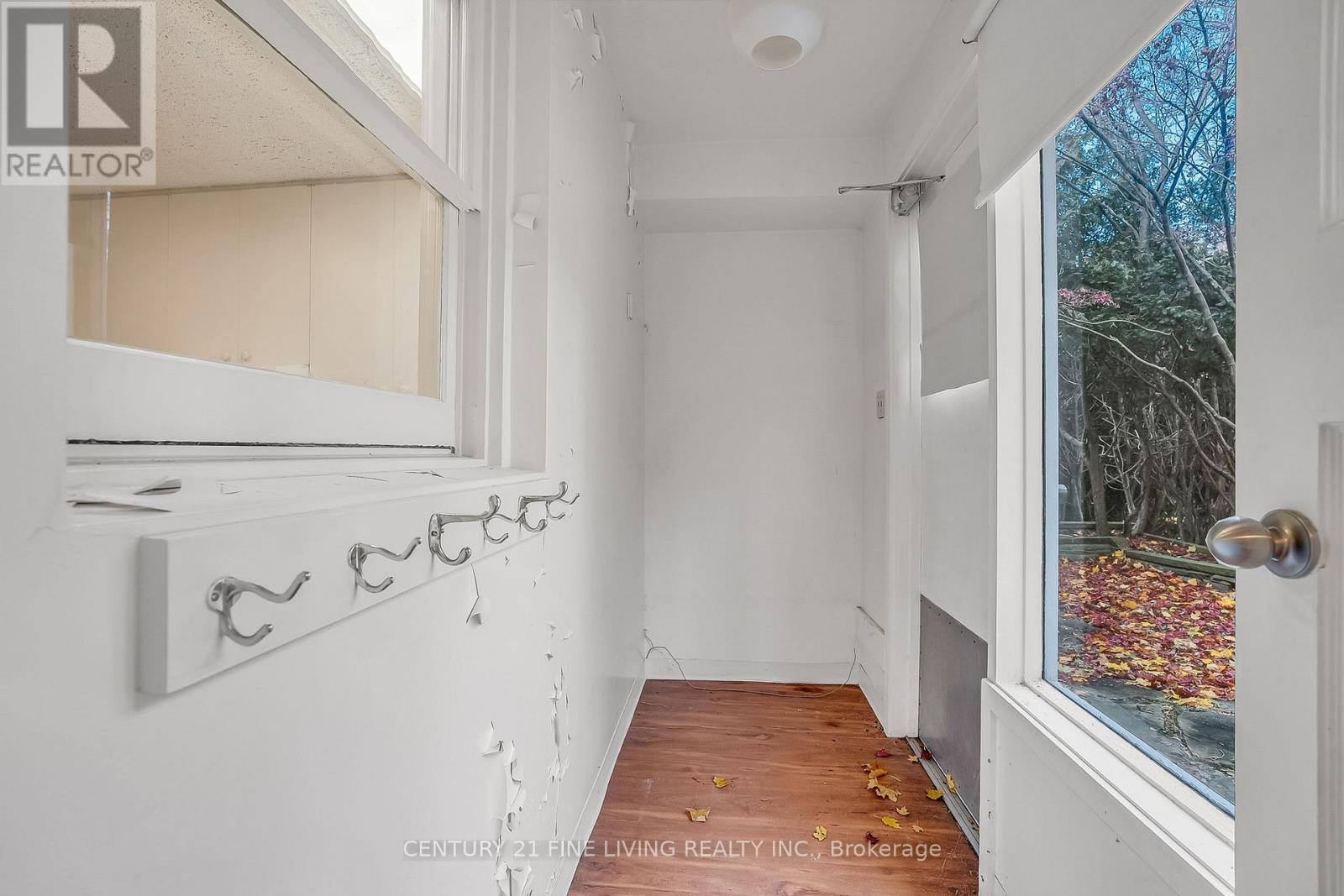 20 Owen Boulevard, Toronto, Ontario  M2P 1E9 - Photo 21 - C12546196