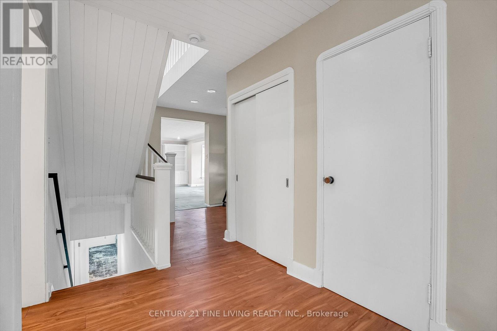 20 Owen Boulevard, Toronto, Ontario  M2P 1E9 - Photo 5 - C12546196