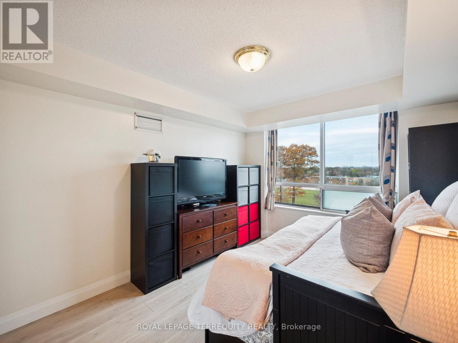 565 - 123 Omni Drive, Toronto, Ontario  M1P 5A8 - Photo 24 - E12550164