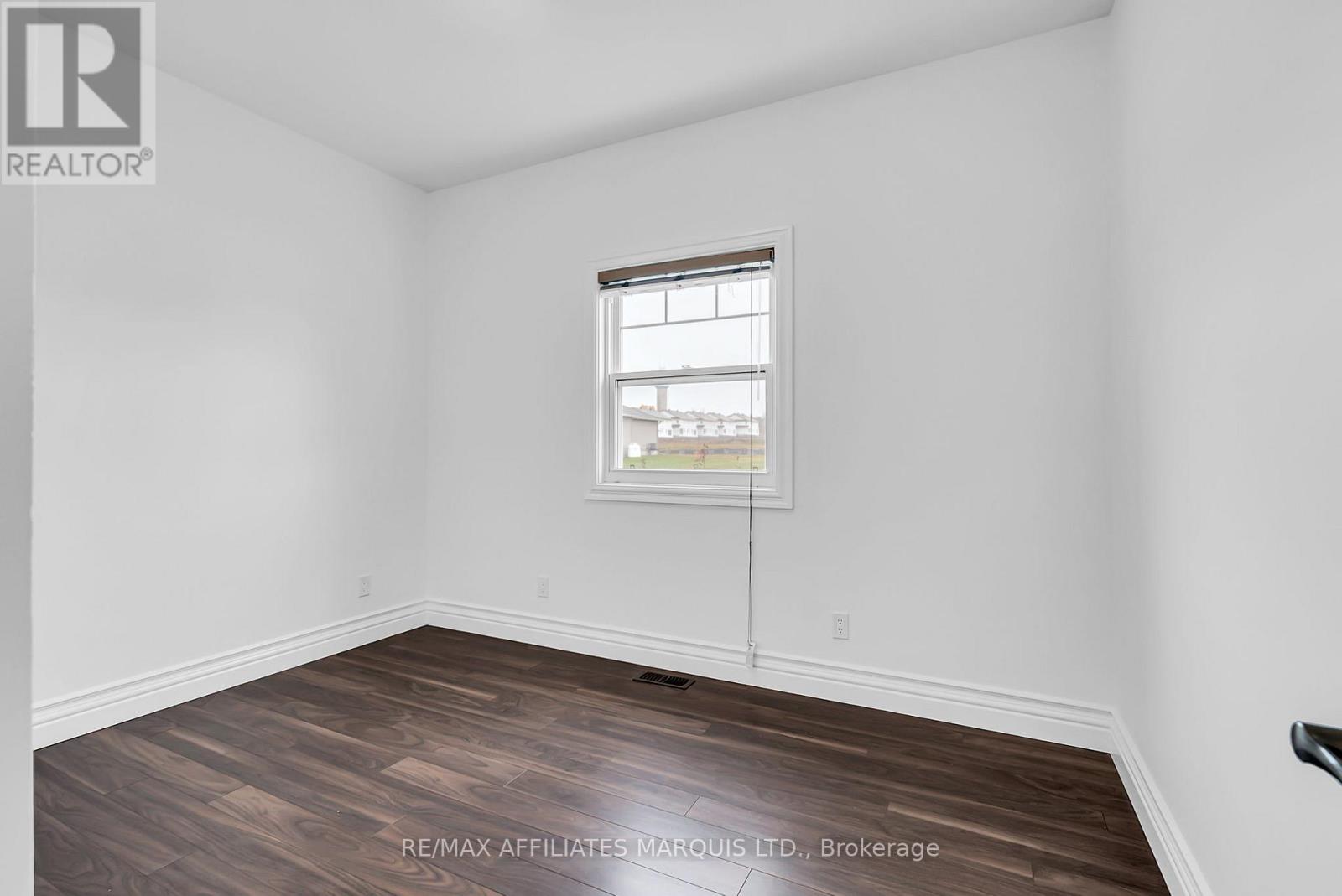 23 Calco Crescent, North Stormont, Ontario K0C 1W0 - Photo 19 - X12502142