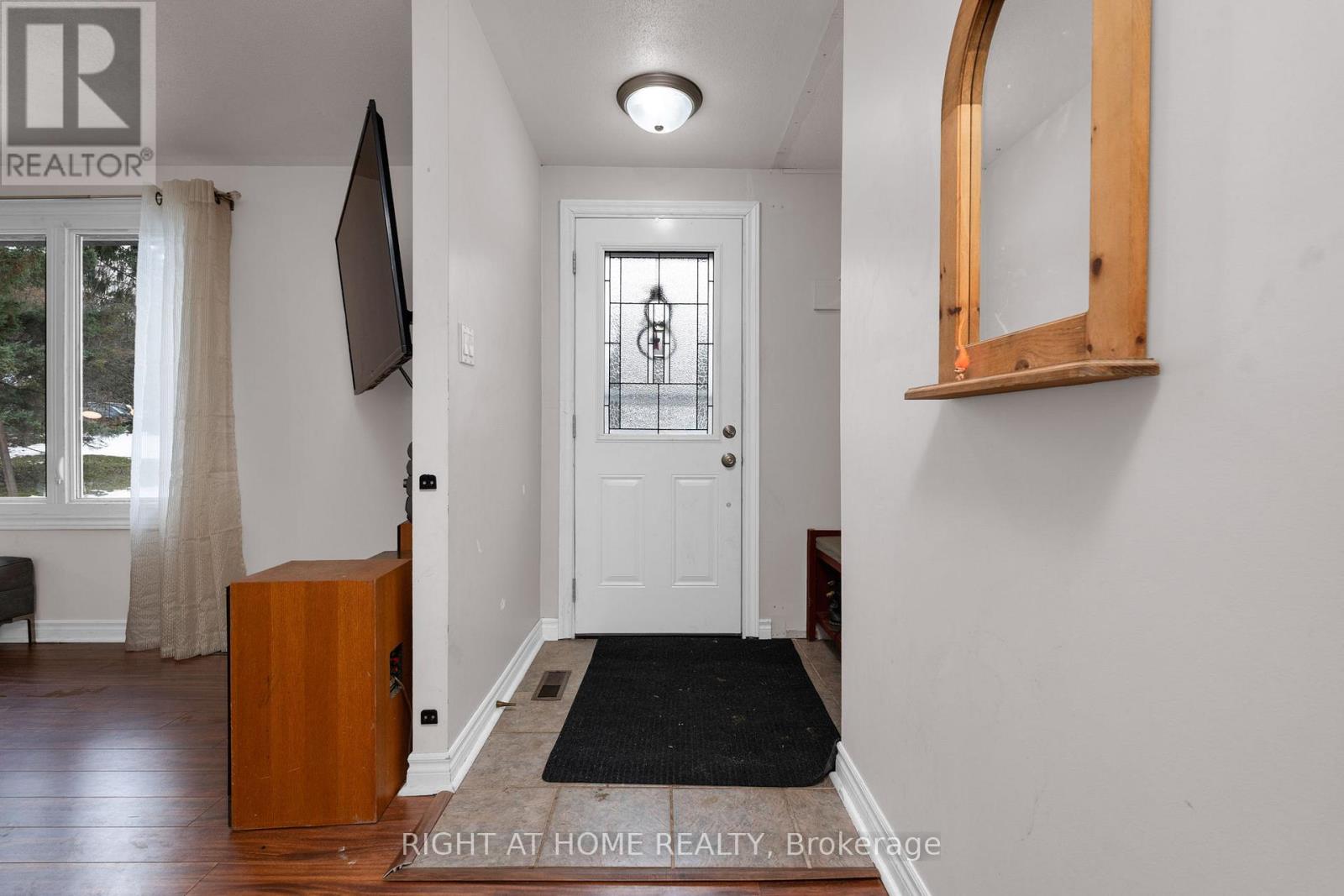 2421 10 Side Road N, New Tecumseth, Ontario  L0G 1W0 - Photo 11 - N12542576