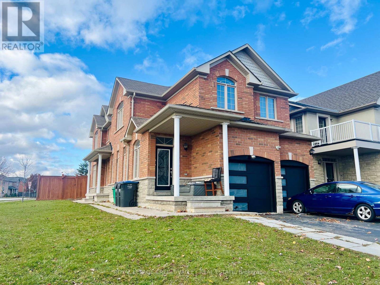 33 FAIRLAWN BOULEVARD, Brampton, Ontario