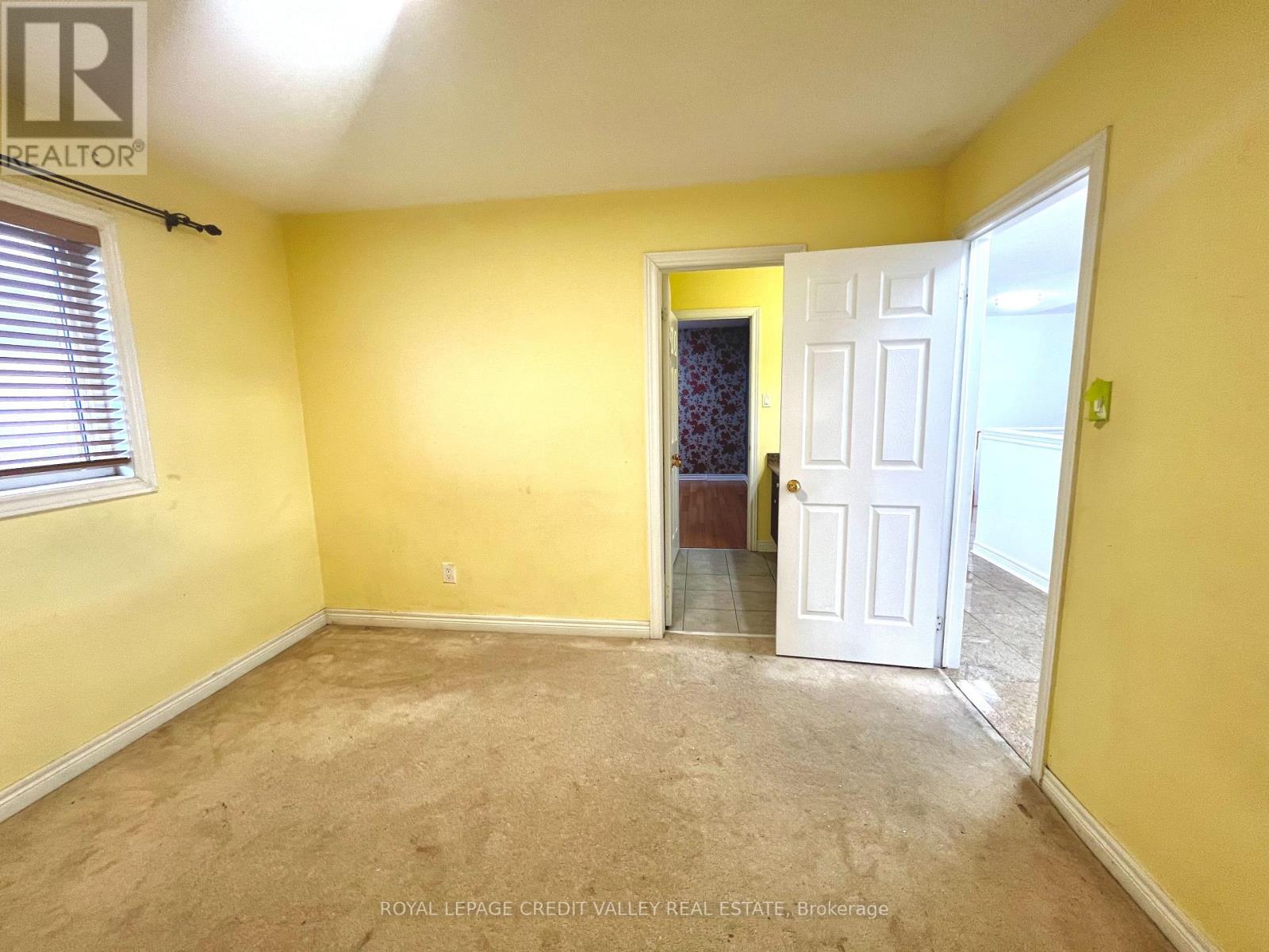 33 Fairlawn Boulevard, Brampton, Ontario L6P 2X4 - Photo 19 - W12499050