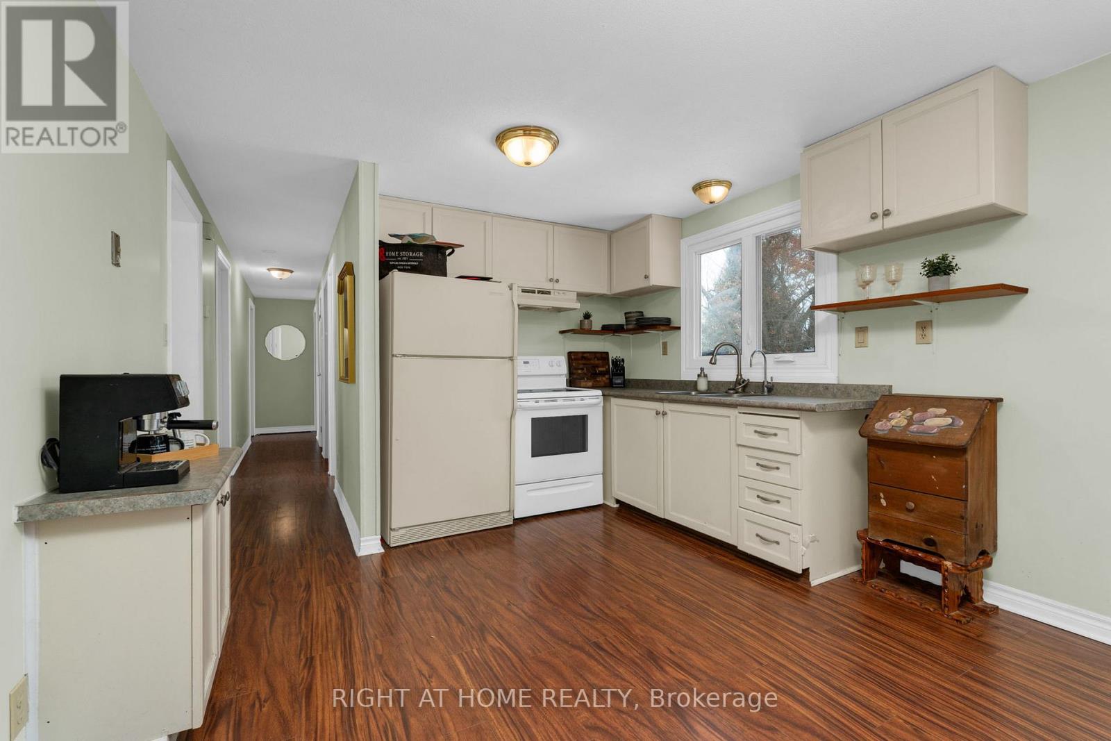 2421 10 Side Road N, New Tecumseth, Ontario  L0G 1W0 - Photo 15 - N12542576