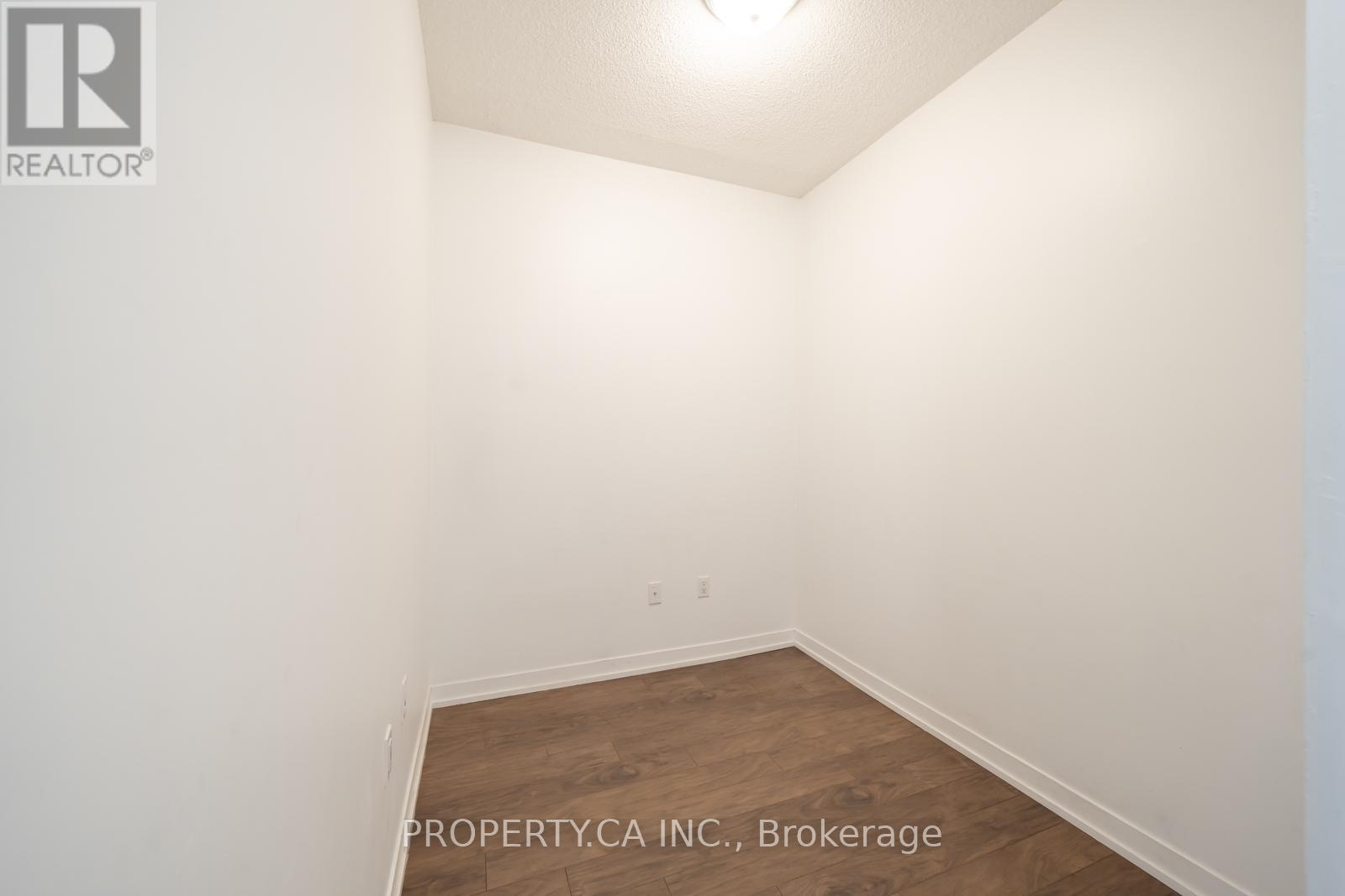 2102 - 2560 Eglinton Avenue W, Mississauga, Ontario  L5M 0Y3 - Photo 12 - W12550504