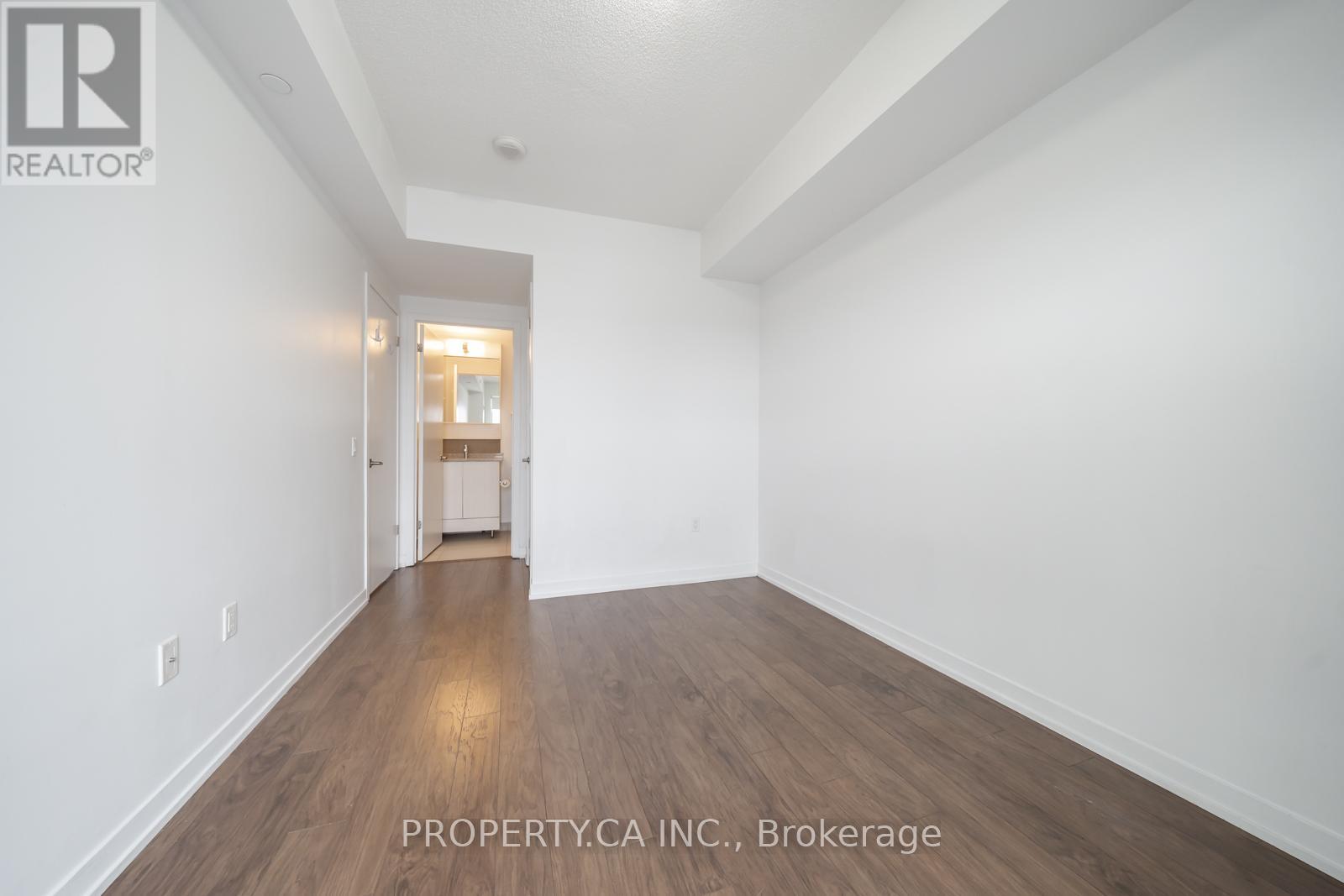 2102 - 2560 Eglinton Avenue W, Mississauga, Ontario  L5M 0Y3 - Photo 14 - W12550504