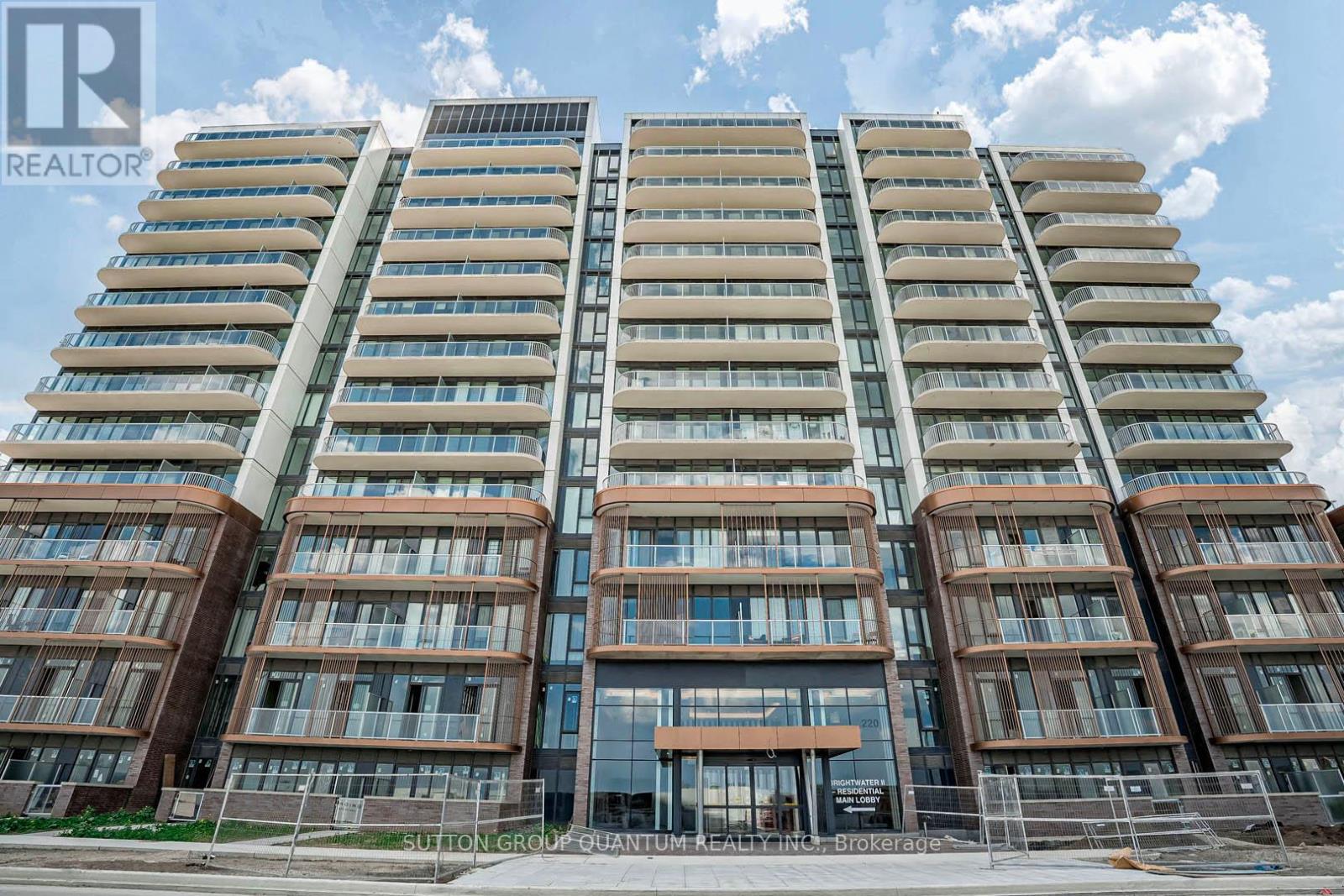 805 - 220 Missinnihe Way, Mississauga, Ontario L5H 0A9 - Photo 2 - W12538096