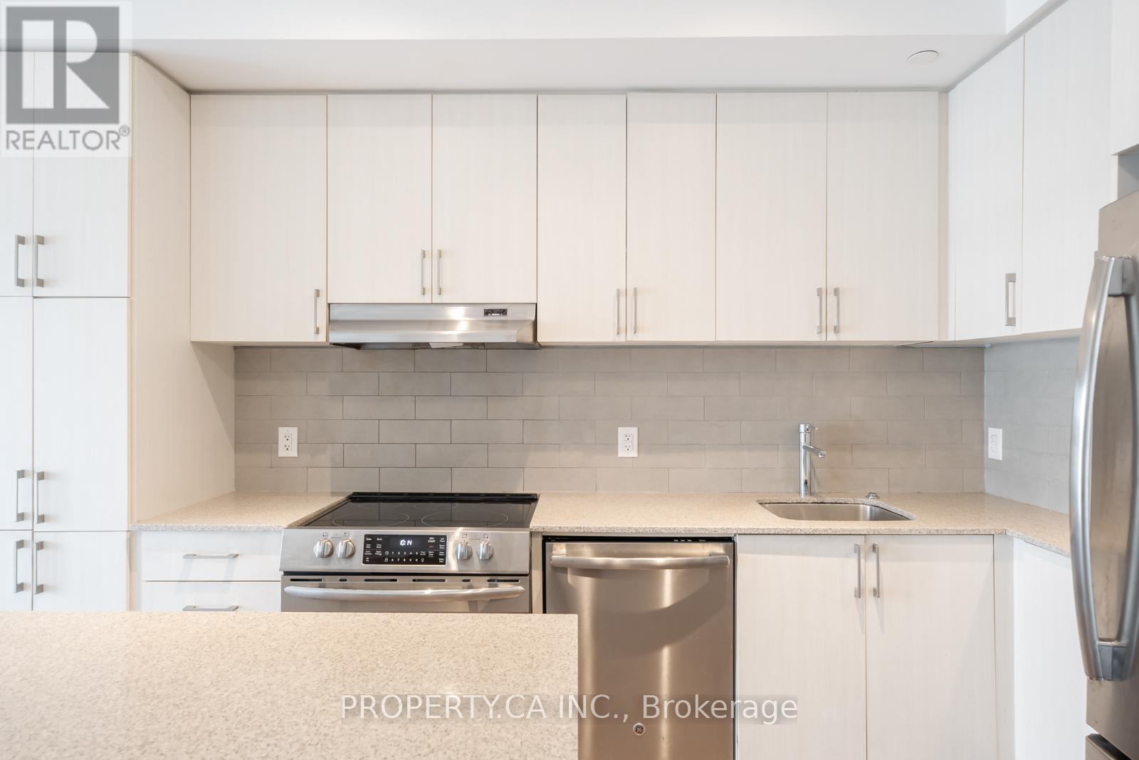 2102 - 2560 Eglinton Avenue W, Mississauga, Ontario  L5M 0Y3 - Photo 9 - W12550504