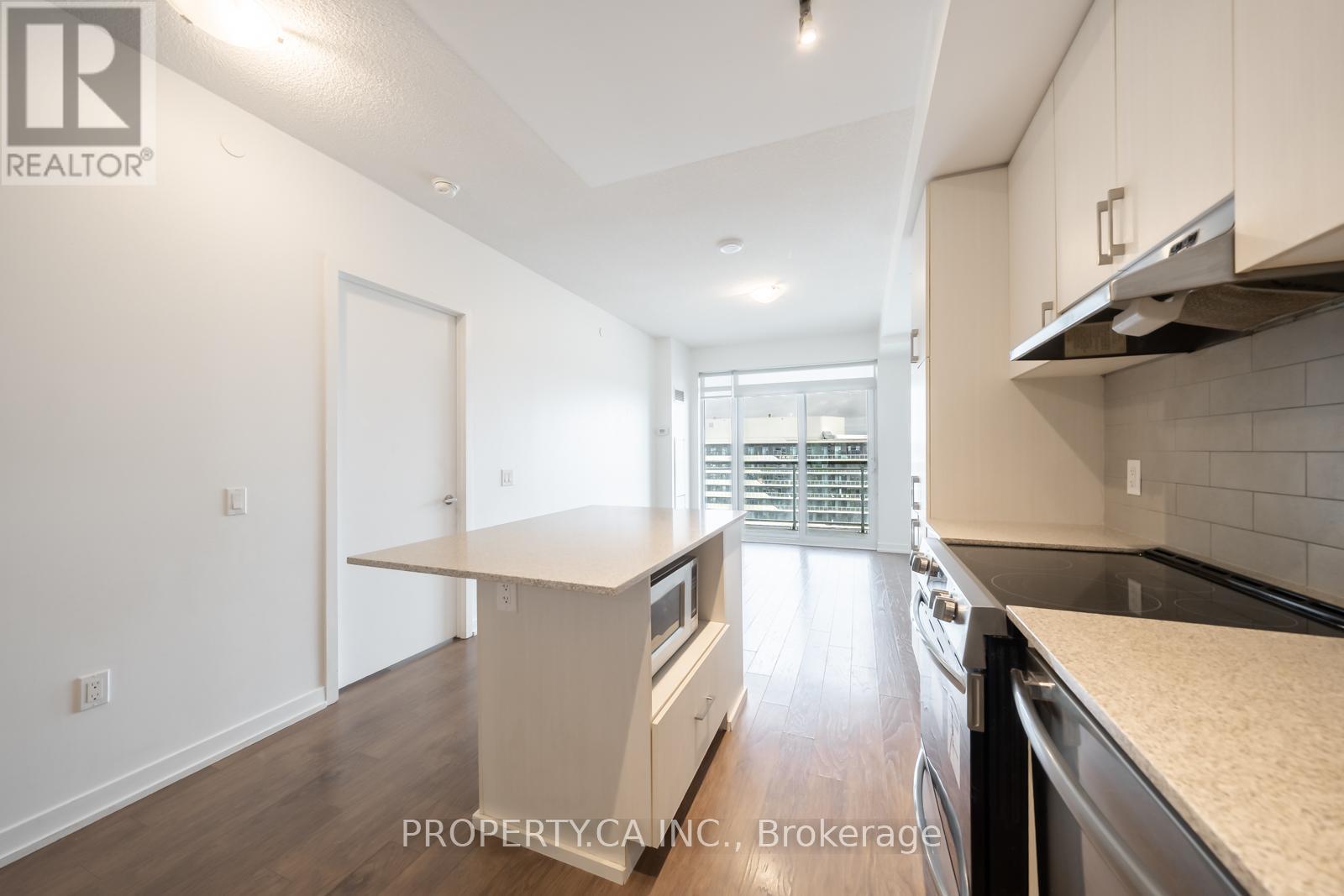 2102 - 2560 Eglinton Avenue W, Mississauga, Ontario  L5M 0Y3 - Photo 5 - W12550504