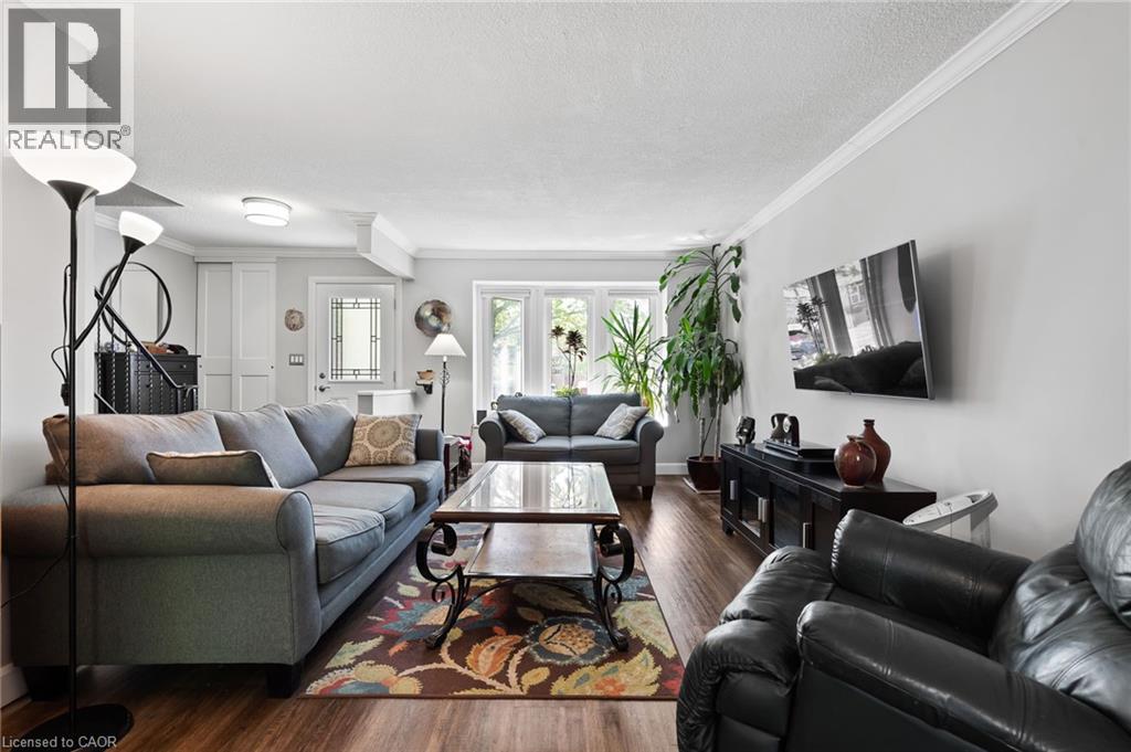 8117 Lynhurst Drive, Niagara Falls, Ontario  L2H 2A3 - Photo 8 - 40760428