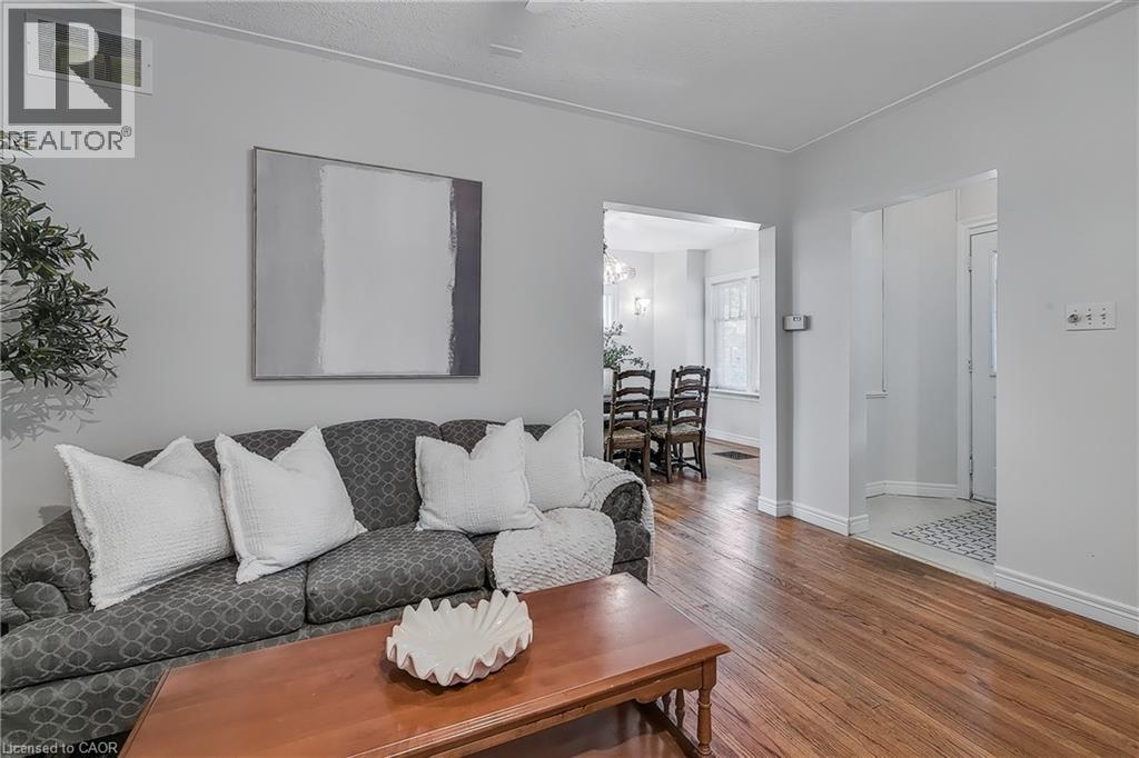 30 Troy Street, Kitchener, Ontario N2H 1L8 - Photo 5 - 40779565