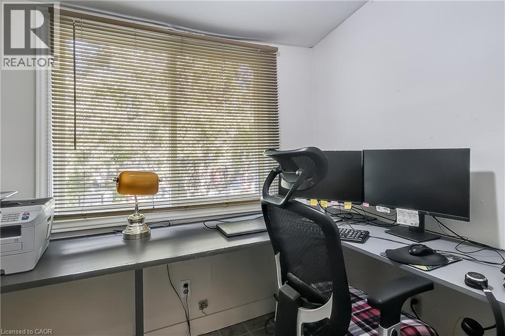 30 Troy Street, Kitchener, Ontario N2H 1L8 - Photo 18 - 40779565