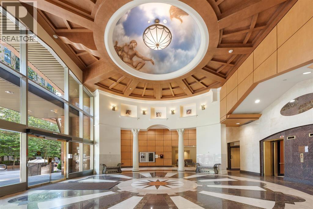 811 1189 HOWE STREET, Vancouver, British Columbia