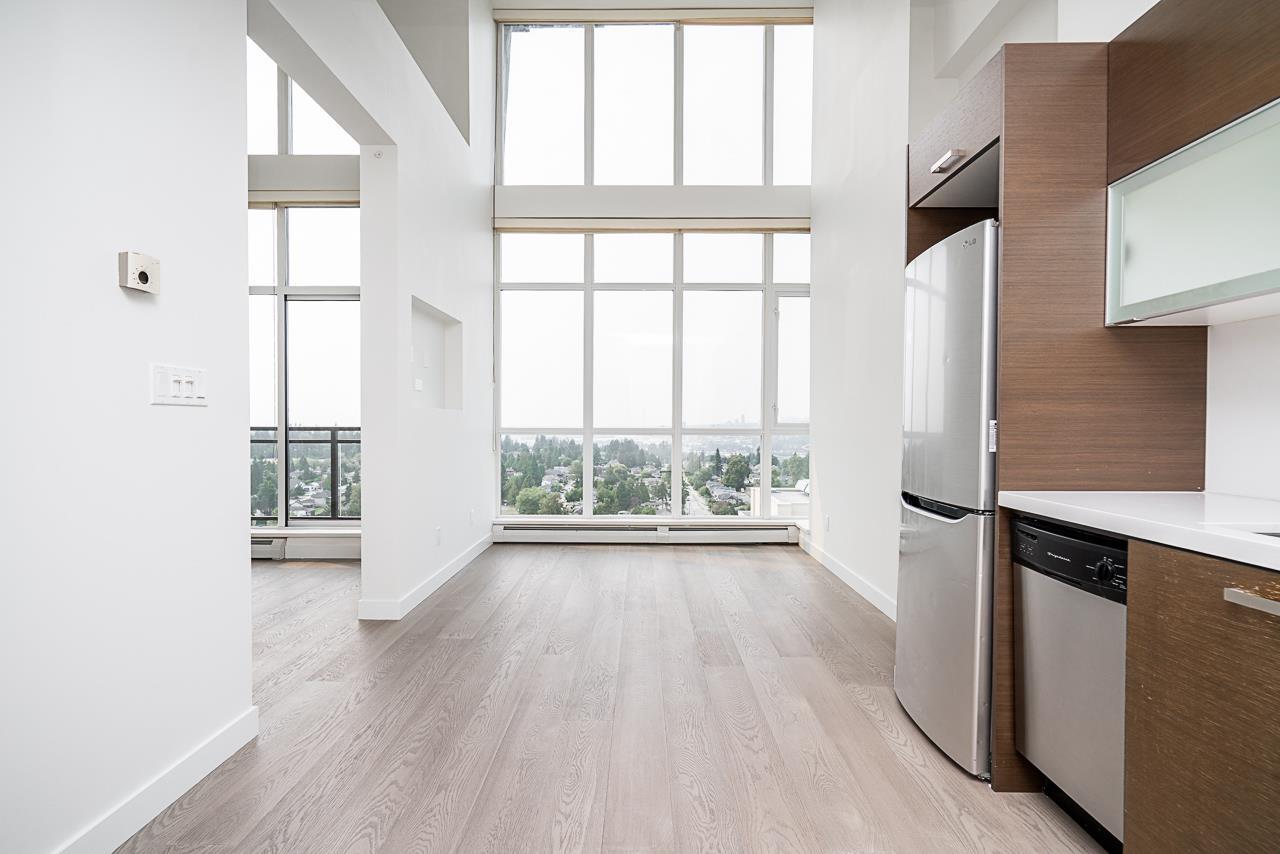 2507 10777 University Drive, Surrey, British Columbia  V3T 0E6 - Photo 4 - R3067595