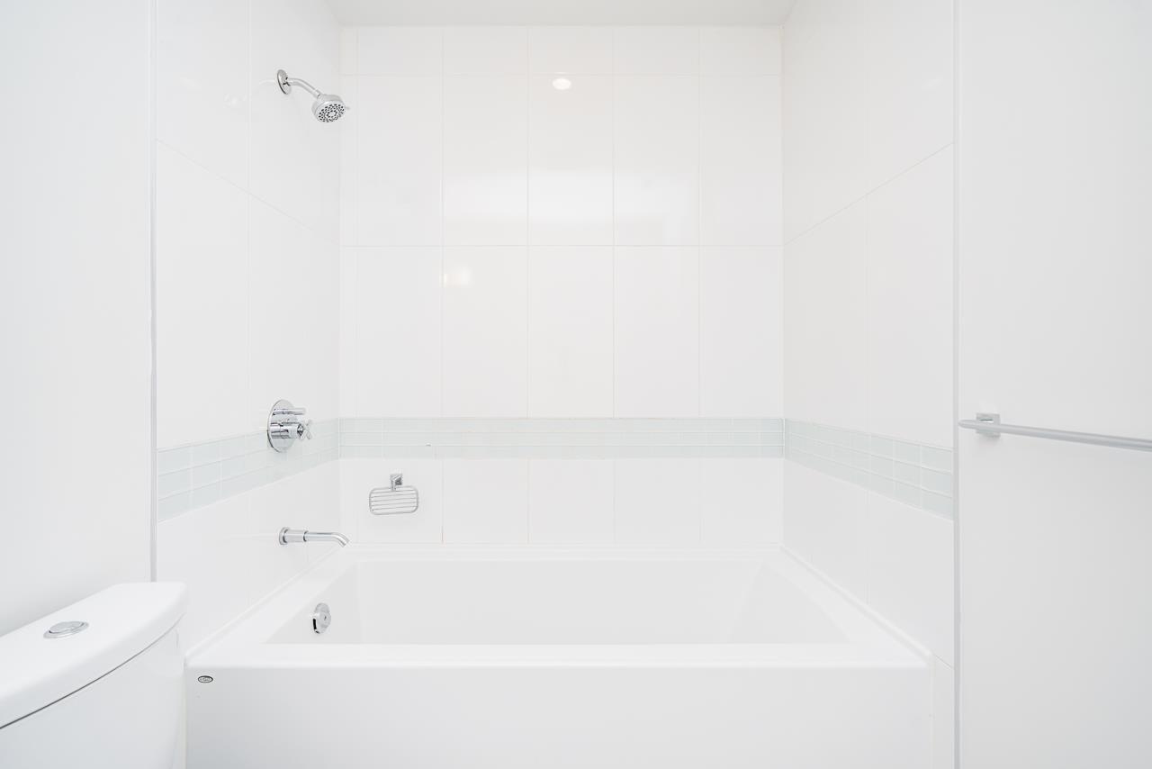 2507 10777 University Drive, Surrey, British Columbia  V3T 0E6 - Photo 21 - R3067595