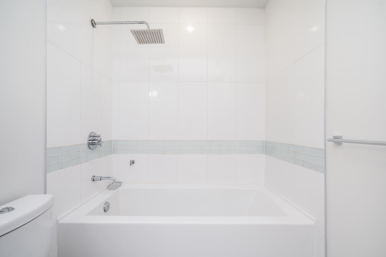 2501 10777 University Drive, Surrey, British Columbia  V3T 0E6 - Photo 25 - R3067580