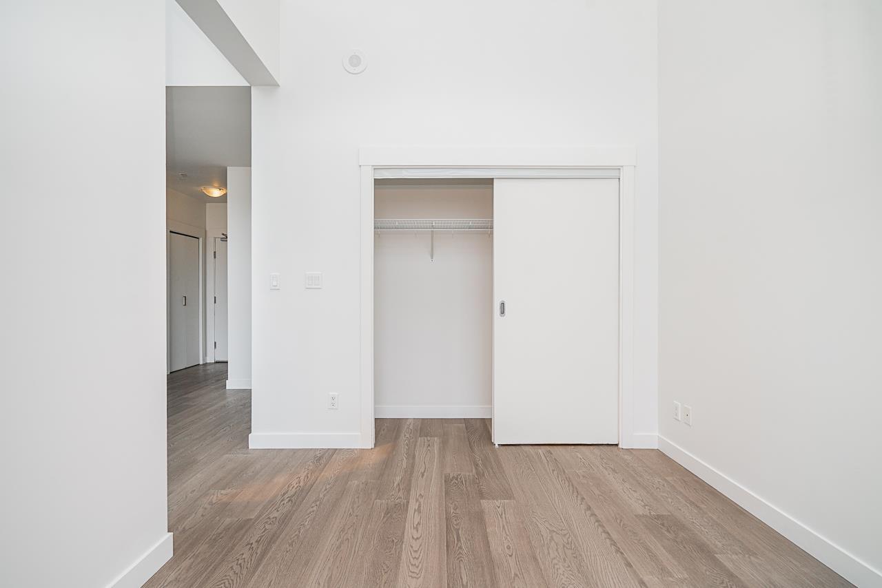 2501 10777 University Drive, Surrey, British Columbia  V3T 0E6 - Photo 21 - R3067580