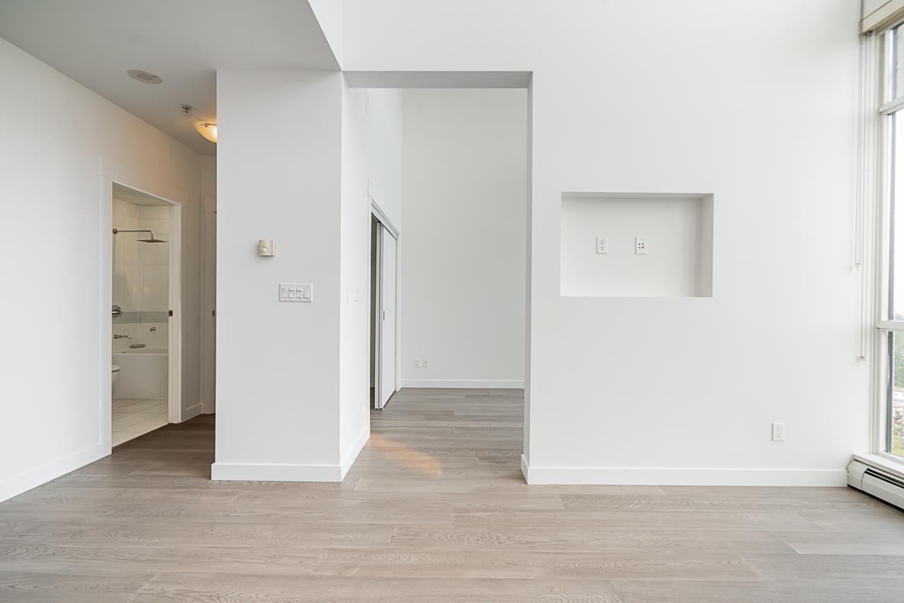 2501 10777 University Drive, Surrey, British Columbia  V3T 0E6 - Photo 15 - R3067580