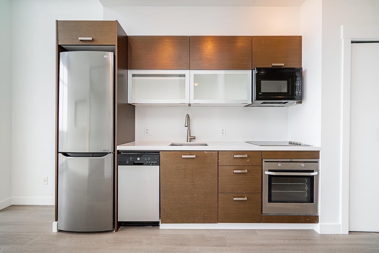 2501 10777 University Drive, Surrey, British Columbia  V3T 0E6 - Photo 7 - R3067580