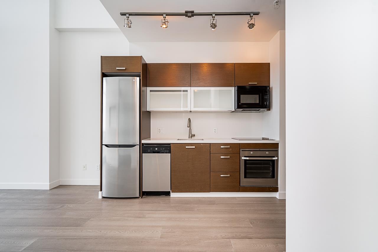 2501 10777 University Drive, Surrey, British Columbia  V3T 0E6 - Photo 6 - R3067580