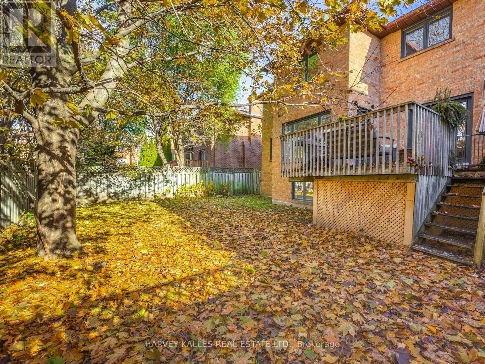 71 Green Acres Road, Vaughan, Ontario  L4J 4S2 - Photo 38 - N12544814