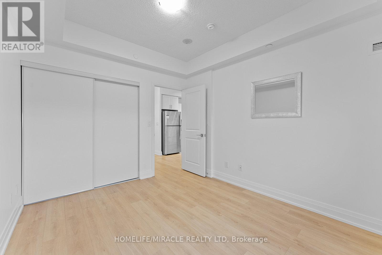 2504 - 3600 Highway 7 Road, Vaughan, Ontario  L4L 0G7 - Photo 16 - N12550408