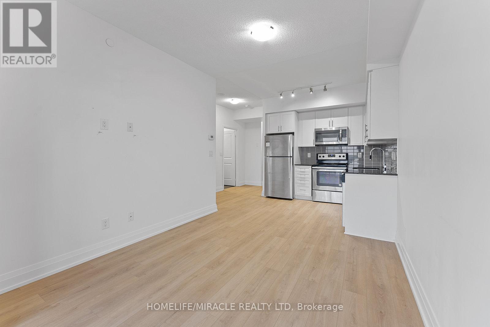 2504 - 3600 Highway 7 Road, Vaughan, Ontario  L4L 0G7 - Photo 8 - N12550408