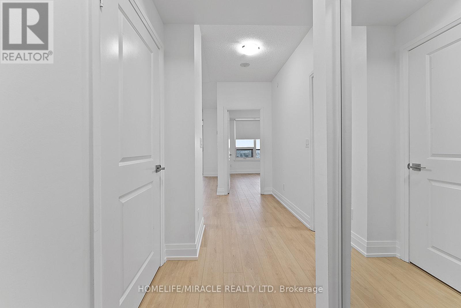 2504 - 3600 Highway 7 Road, Vaughan, Ontario  L4L 0G7 - Photo 2 - N12550408