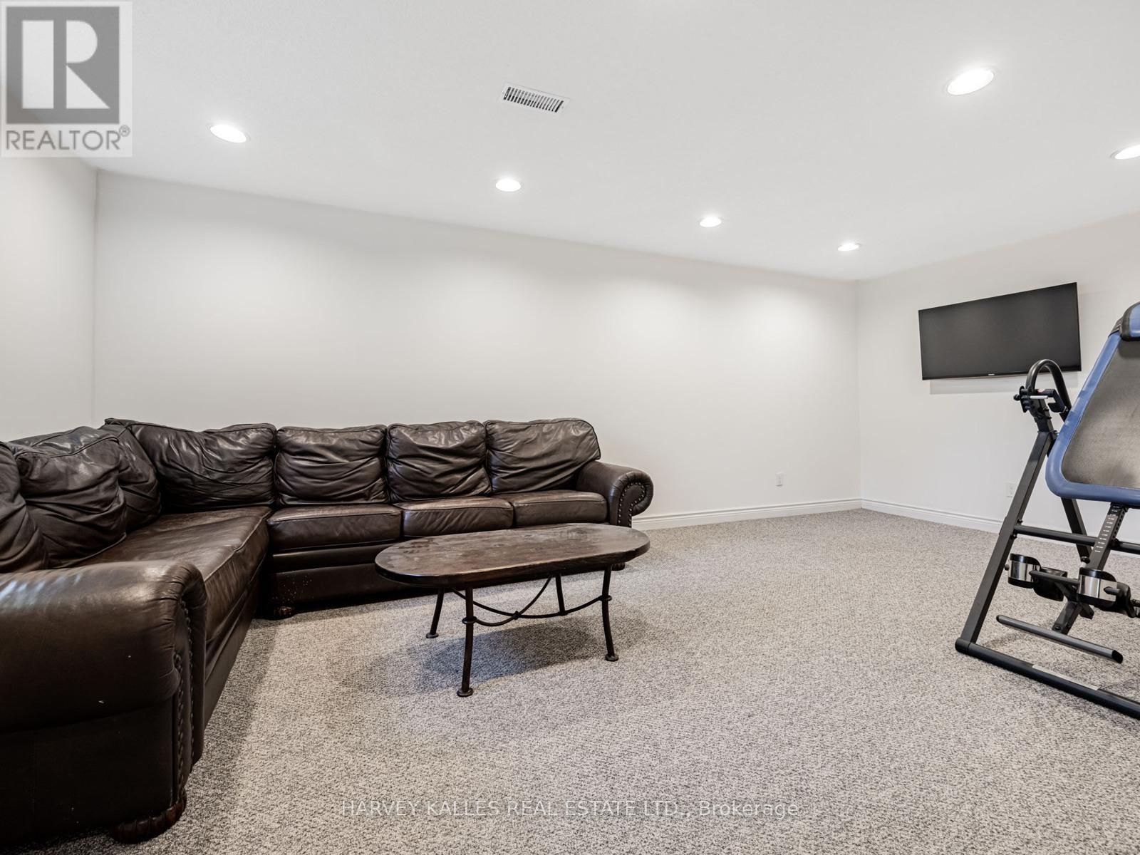 71 Green Acres Road, Vaughan, Ontario  L4J 4S2 - Photo 32 - N12544814