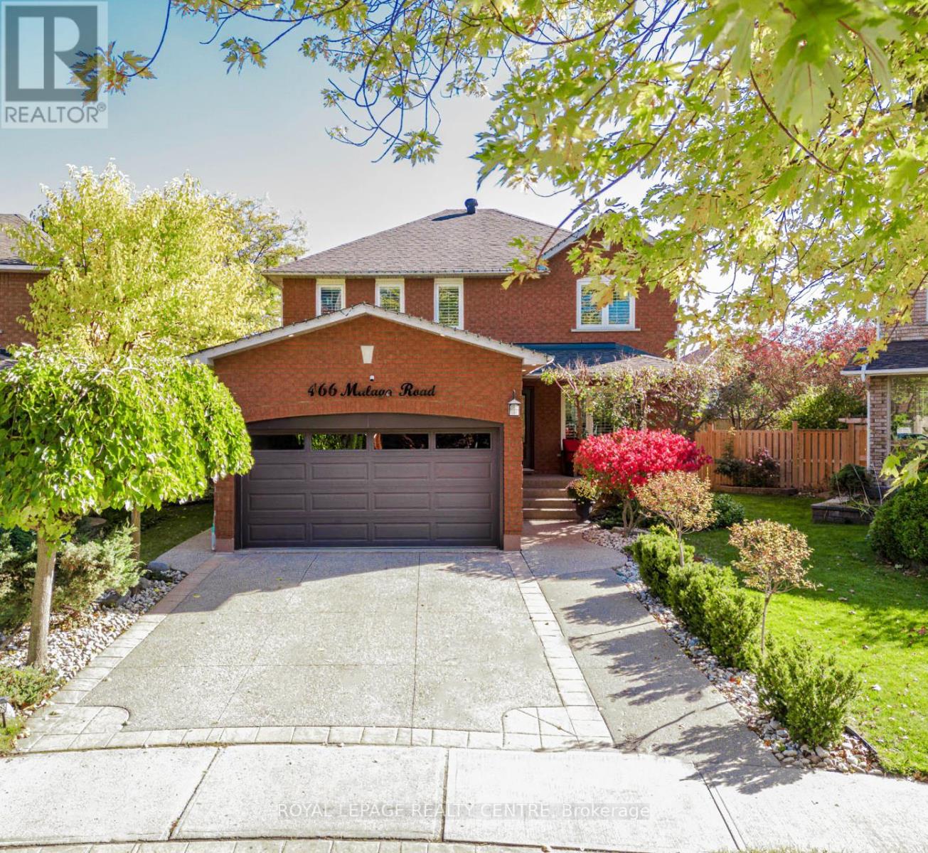 466 Malaga Road, Mississauga, Ontario  L5B 3W2 - Photo 2 - W12510290