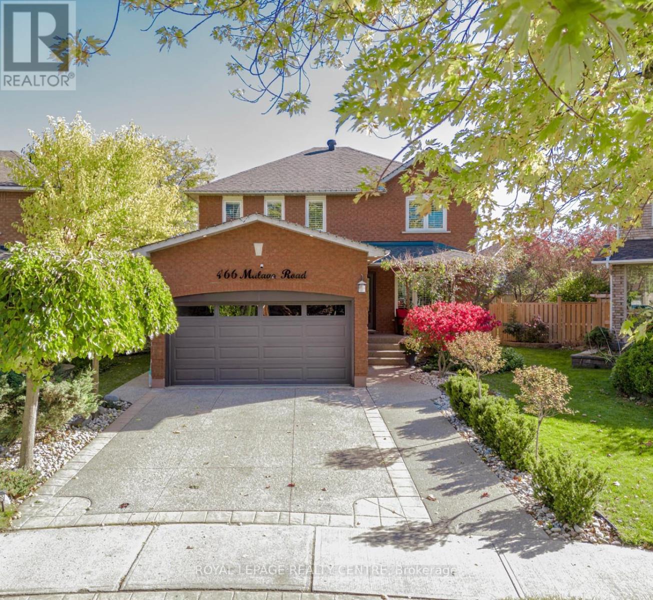 466 Malaga Road, Mississauga, Ontario  L5B 3W2 - Photo 4 - W12510290