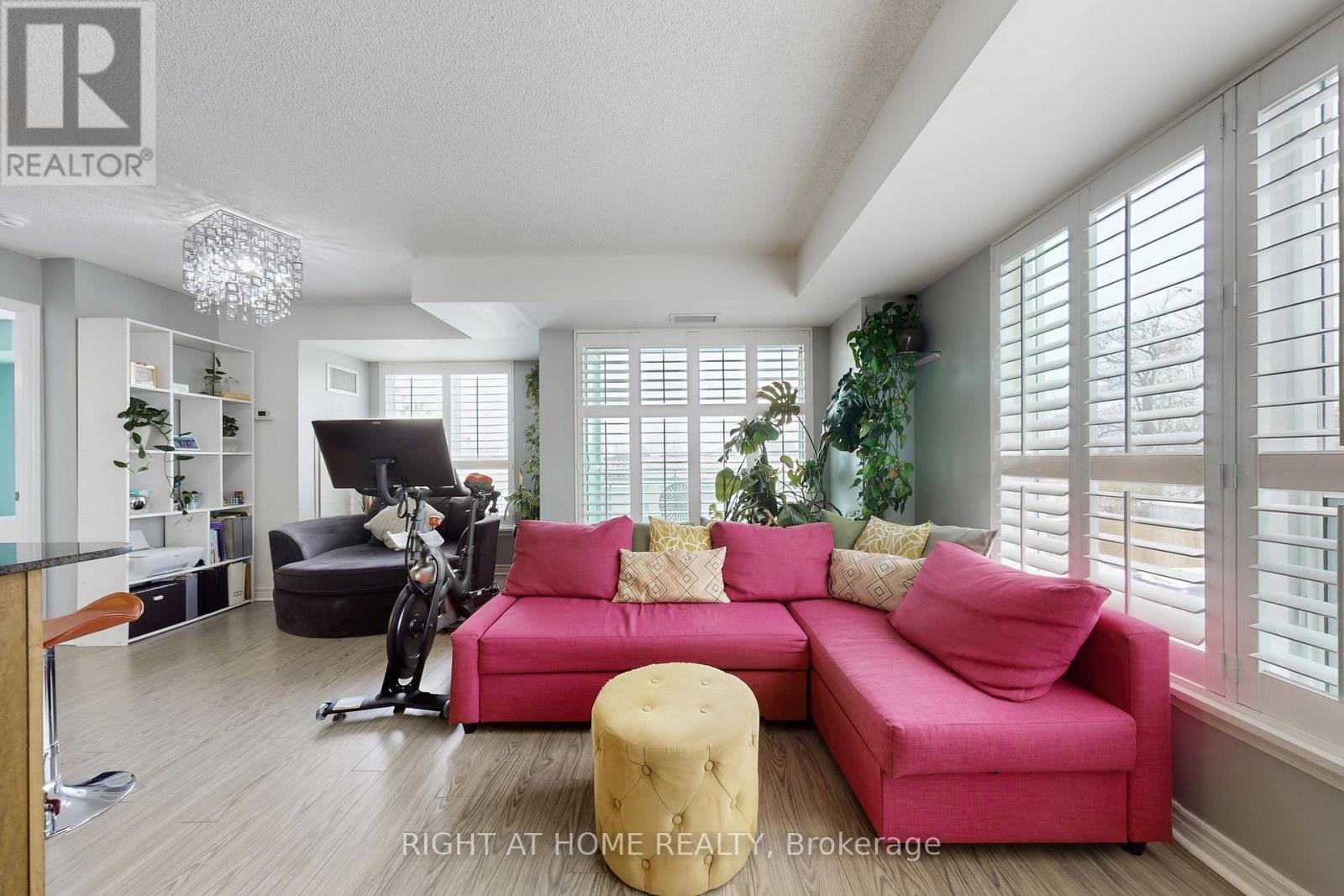 230 - 60 Fairfax Crescent, Toronto, Ontario  M1L 0E1 - Photo 14 - E12550736