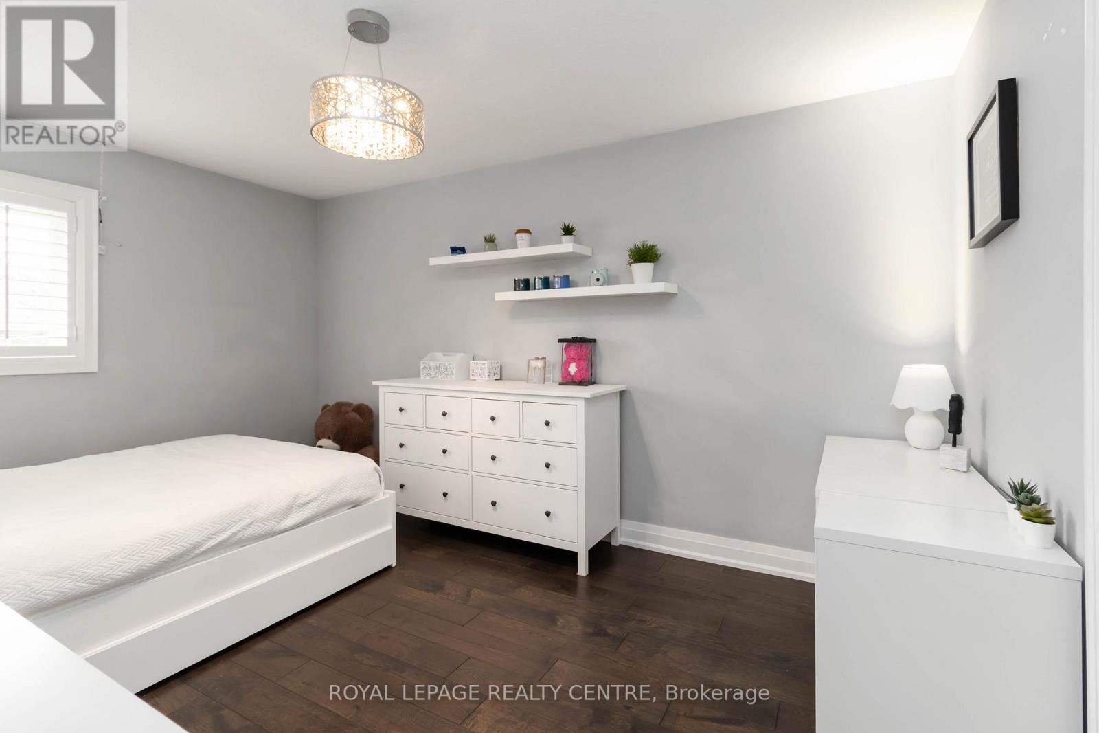 466 Malaga Road, Mississauga, Ontario  L5B 3W2 - Photo 22 - W12510290