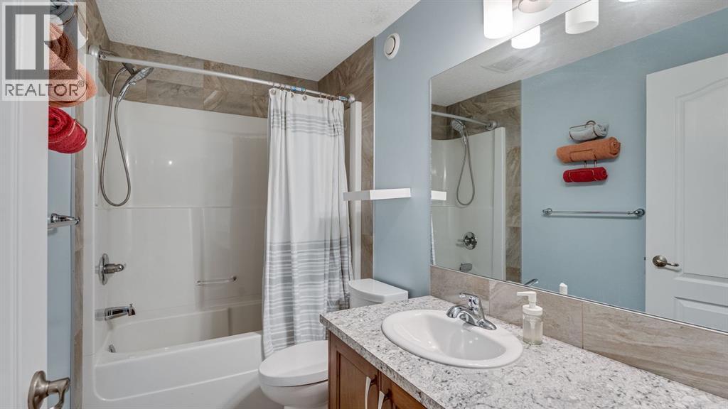 343 Hillcrest Heights Sw, Airdrie, Alberta  T4B 4C1 - Photo 38 - A2266091