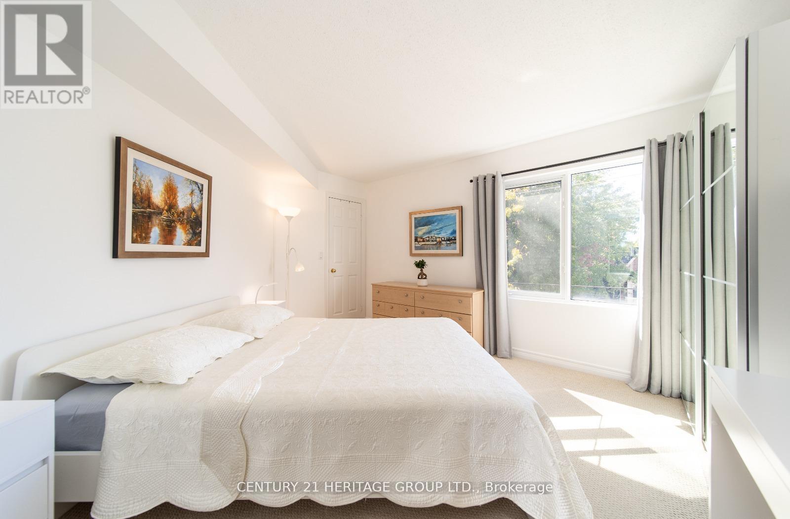 303 - 211 Randolph Road, Toronto, Ontario M4G 4H1 - Photo 10 - C12550560