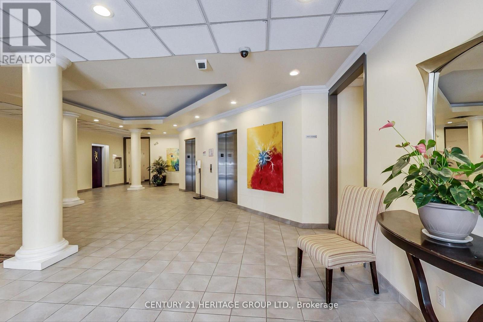 303 - 211 Randolph Road, Toronto, Ontario M4G 4H1 - Photo 17 - C12550560