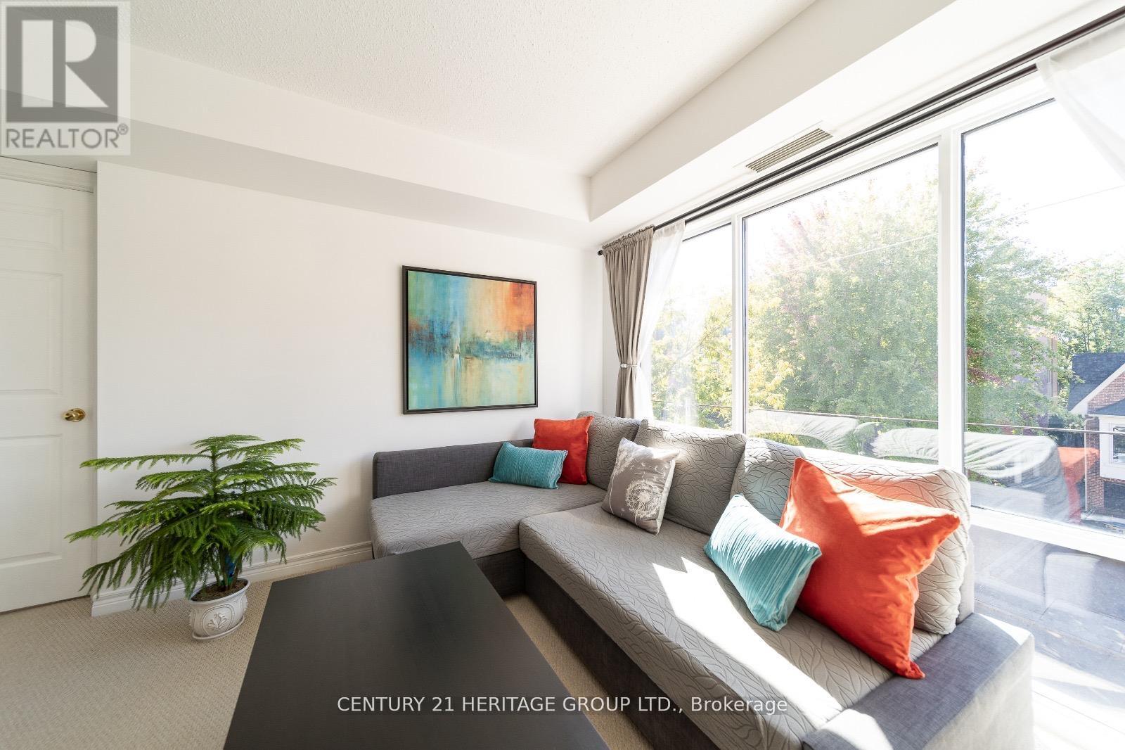 303 - 211 Randolph Road, Toronto, Ontario M4G 4H1 - Photo 4 - C12550560