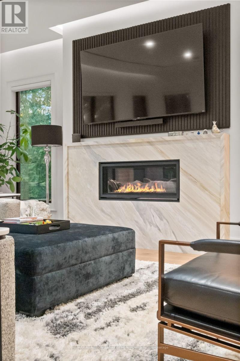 165 Leacrest Road, Toronto, Ontario M4G 1E7 - Photo 38 - C12550606