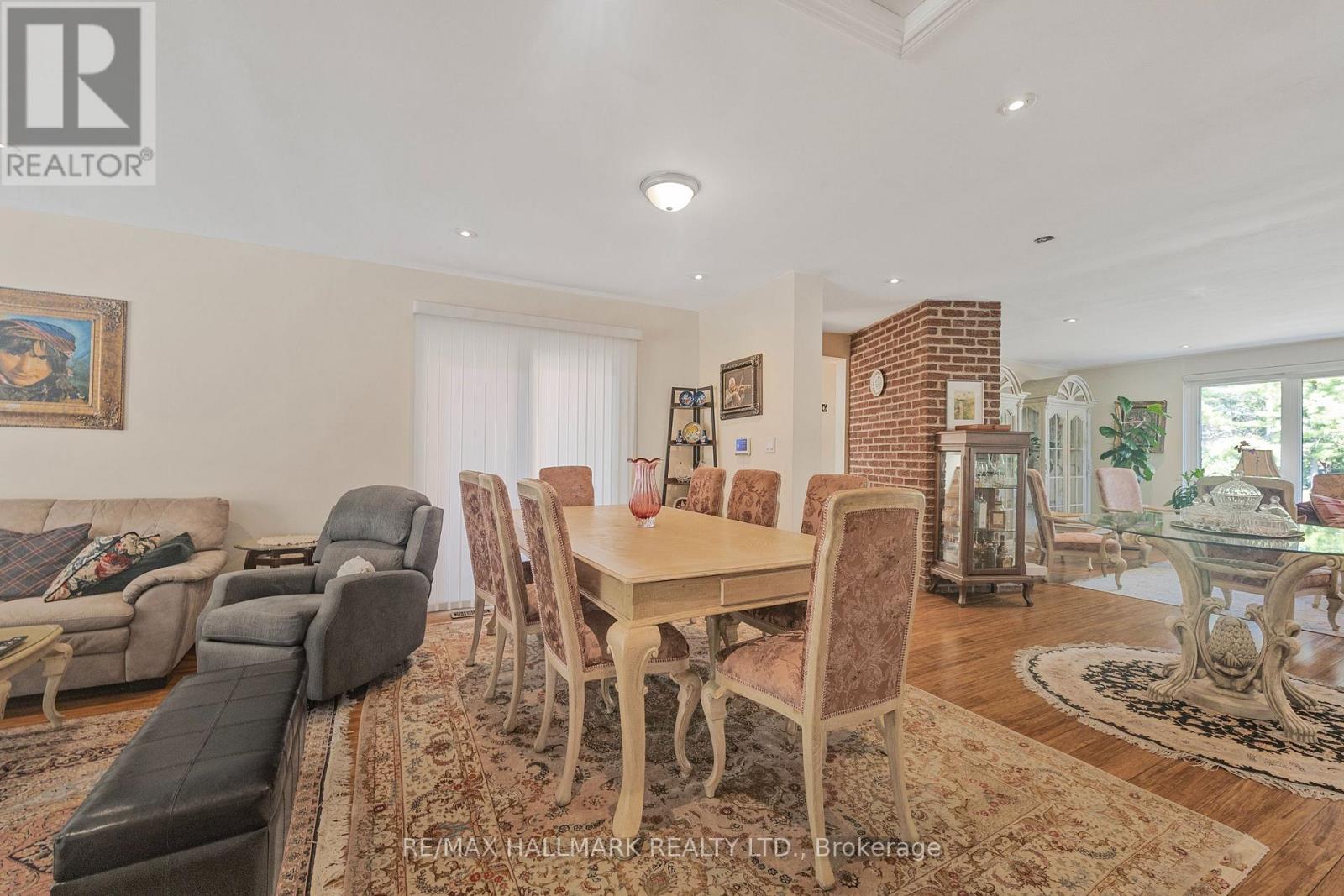 19 Talwood Drive, Toronto, Ontario  M3B 2P4 - Photo 19 - C12550630