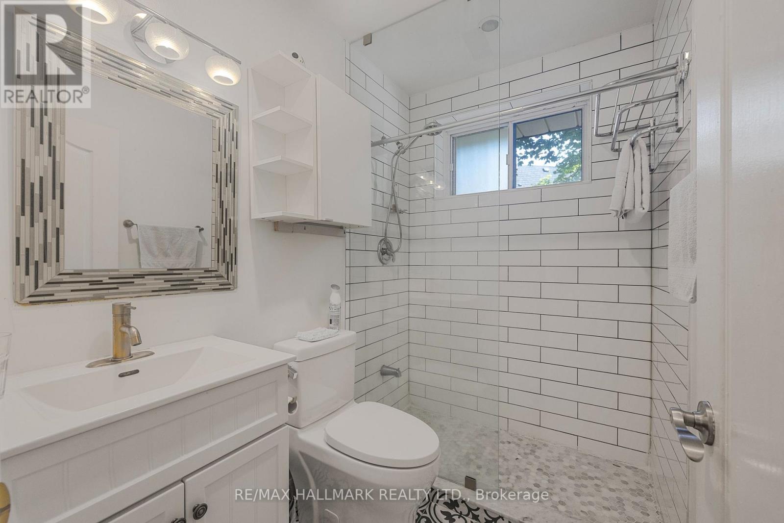 19 Talwood Drive, Toronto, Ontario  M3B 2P4 - Photo 32 - C12550630